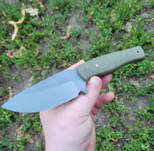 AVAILABLE - Handmade Hunting Knife in CPM3V, Bushcraft, Skinning, EDC.